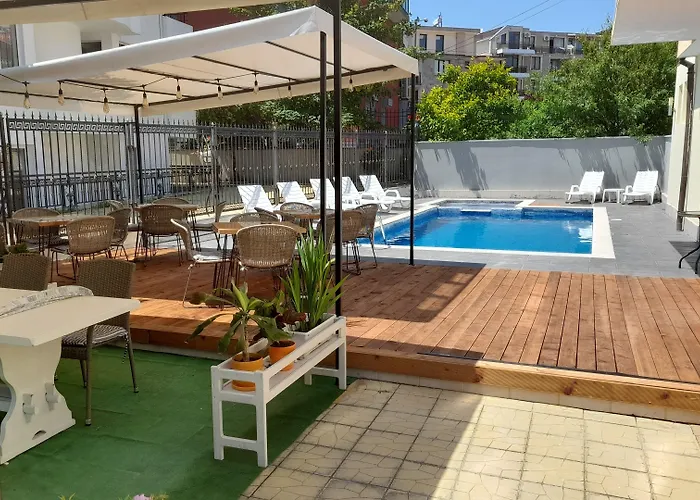 Family Saga Hotel 3*