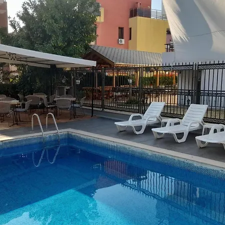 호텔 Family Saga 라브다