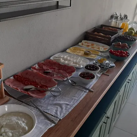 Family Saga 호텔 라브다