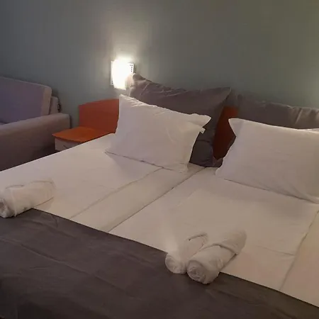 호텔 Family Saga 라브다