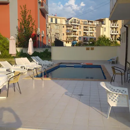 Family Saga 호텔 라브다